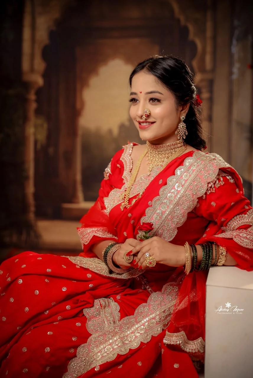 Royal Red Scalloped-Border Saree Set